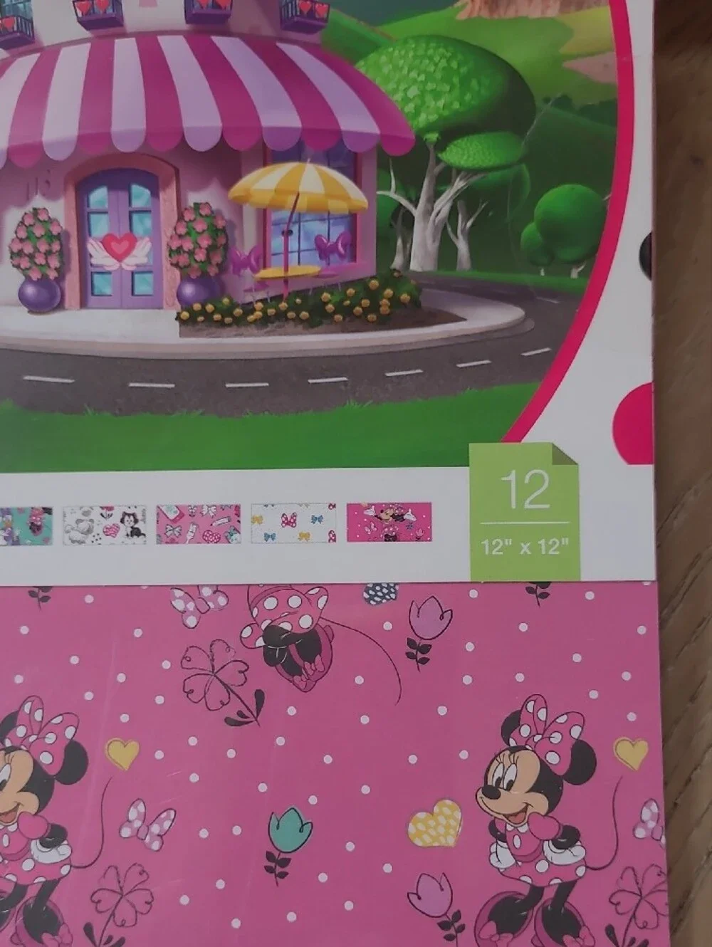 New Cricut Minnie Mouse Deluxe Paper Pack - 12x12 Character Card Stock Heavy